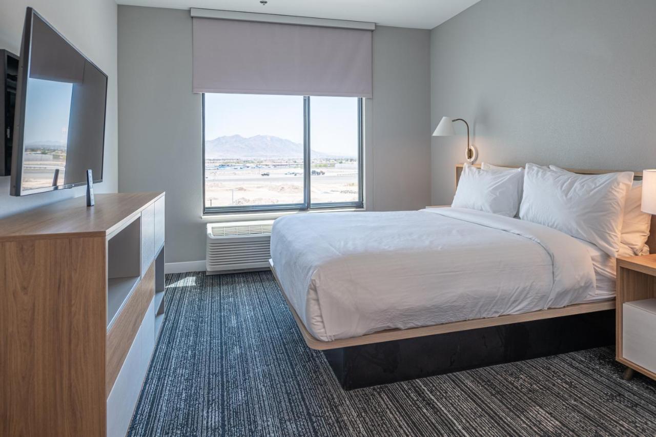 Towneplace Suites By Marriott Las Vegas North I-15 Экстерьер фото