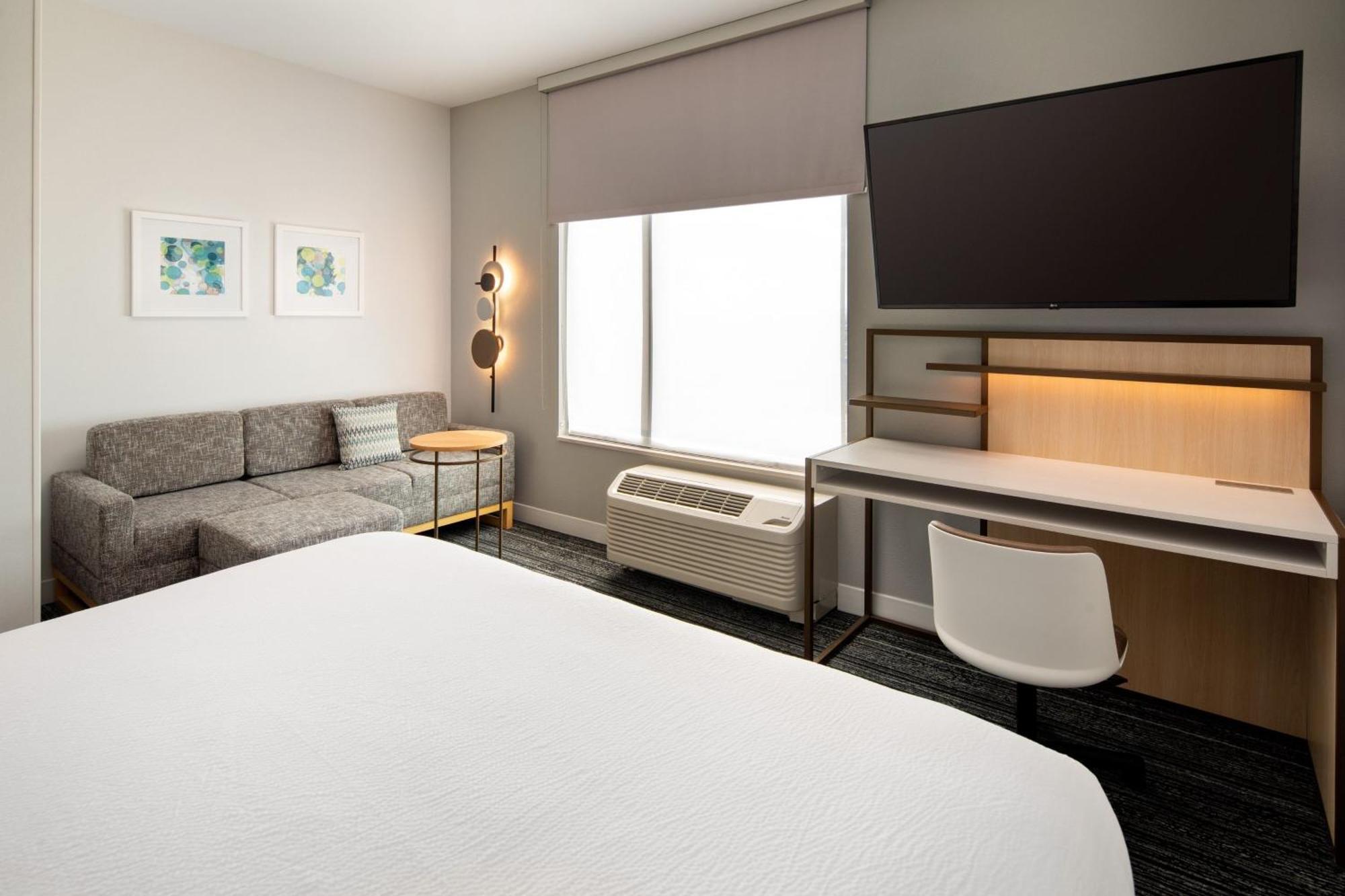 Towneplace Suites By Marriott Las Vegas North I-15 Экстерьер фото