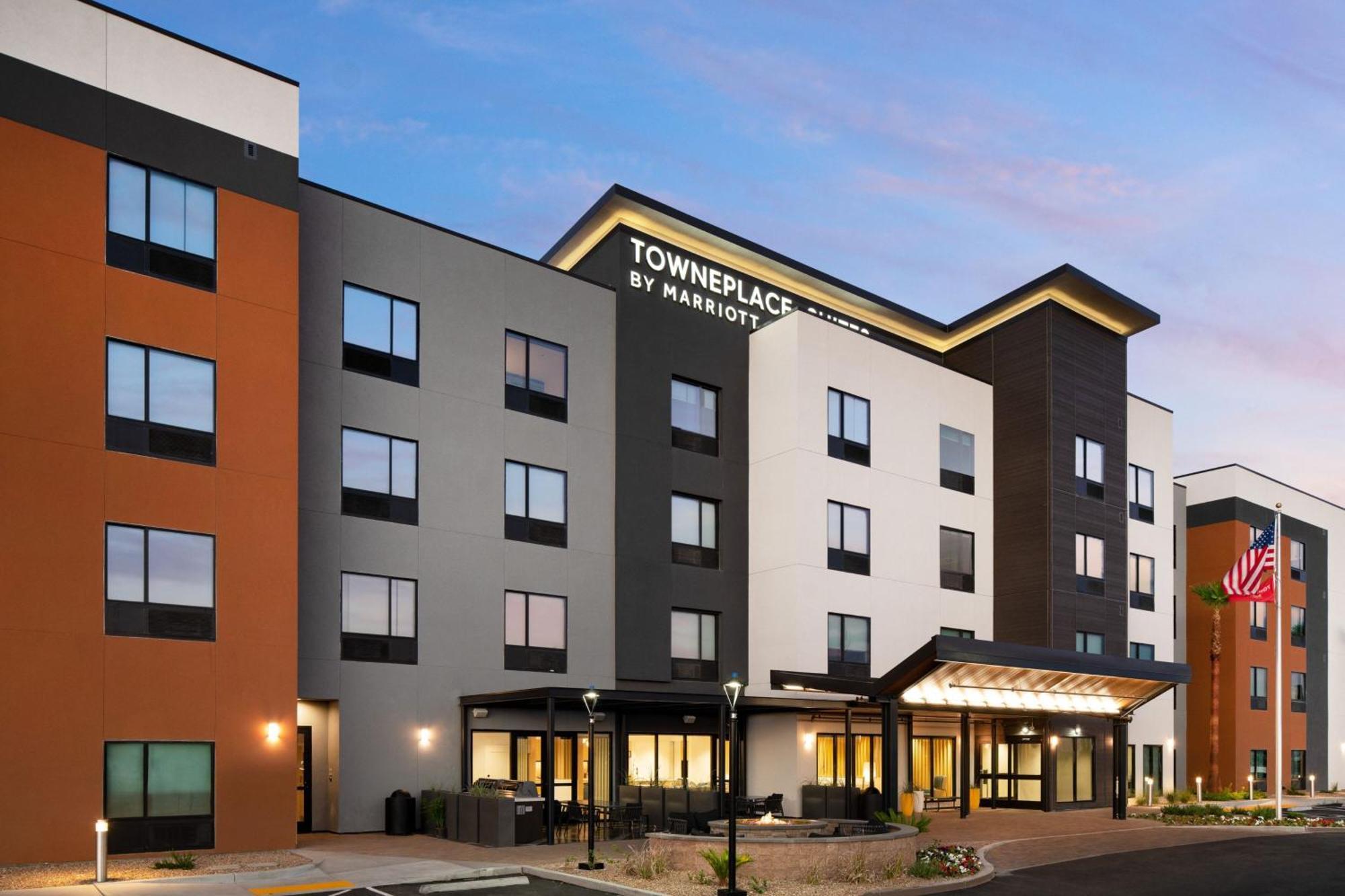 Towneplace Suites By Marriott Las Vegas North I-15 Экстерьер фото
