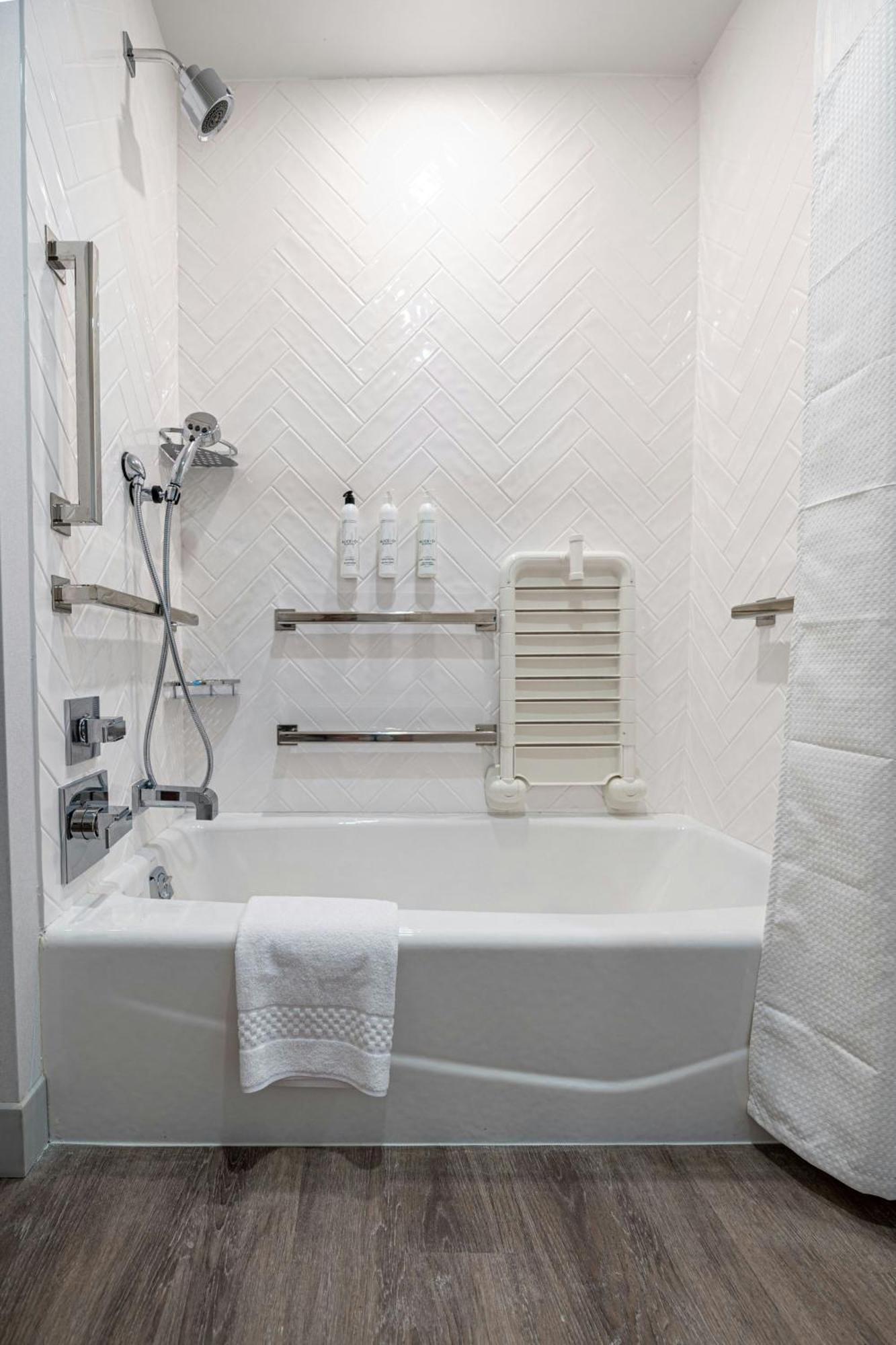 Towneplace Suites By Marriott Las Vegas North I-15 Экстерьер фото